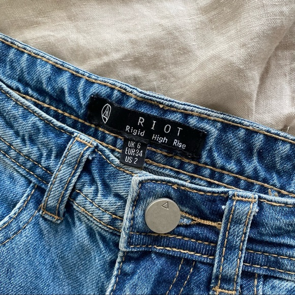 Missguided Riot High Rise Stepped Hem Skinny Jeans - Picture 7 of 7